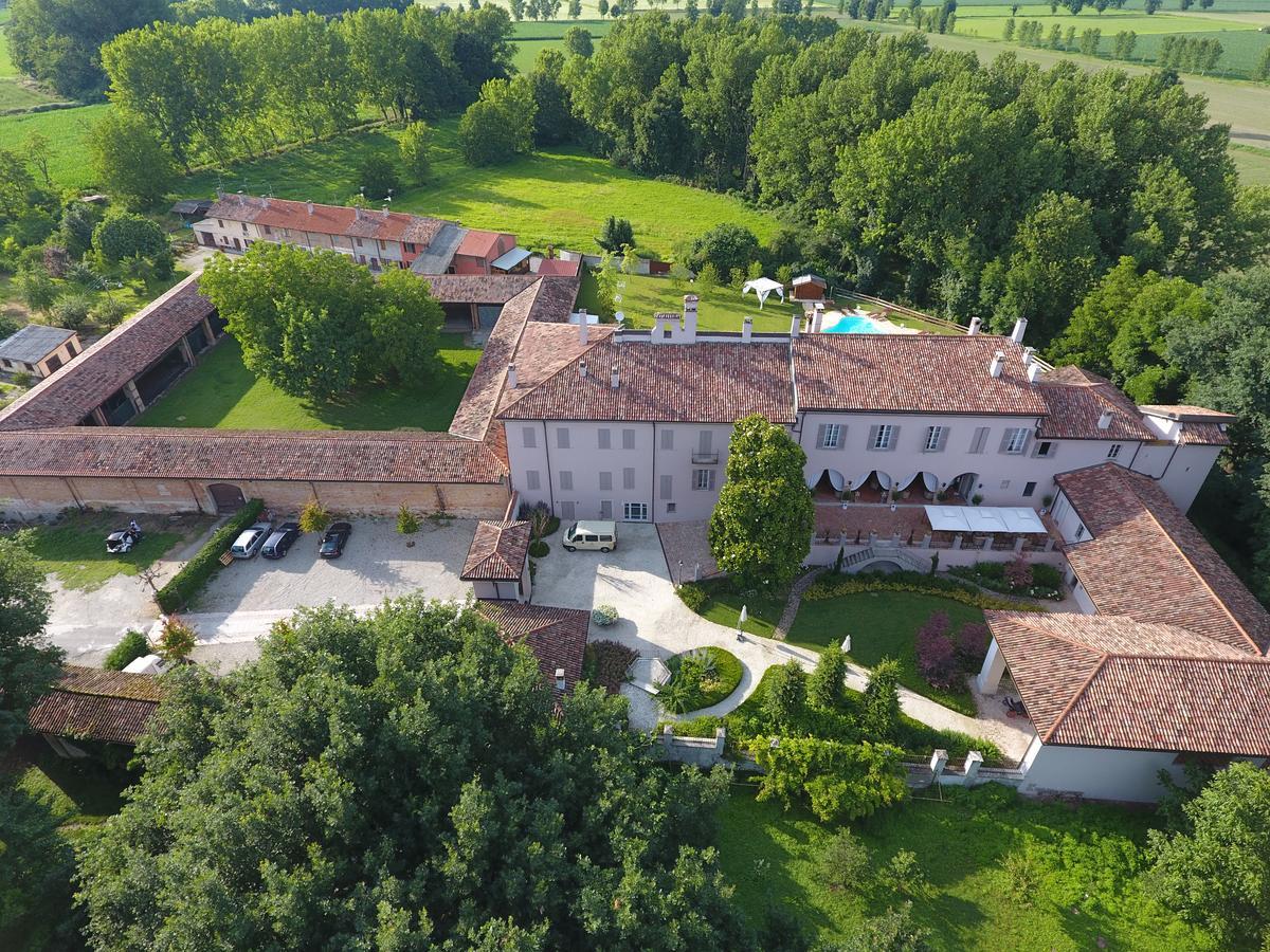 Villa Fabrizia Resort Bertonico Exterior photo